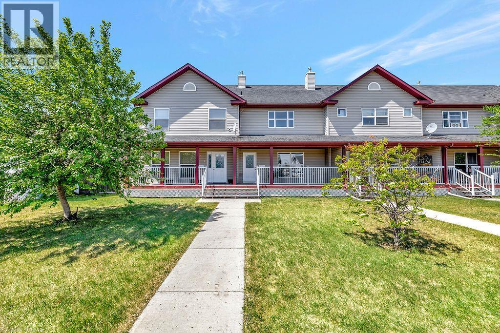 1820 49 Avenue Unit 2, Lloydminster, SK S9V 1T2