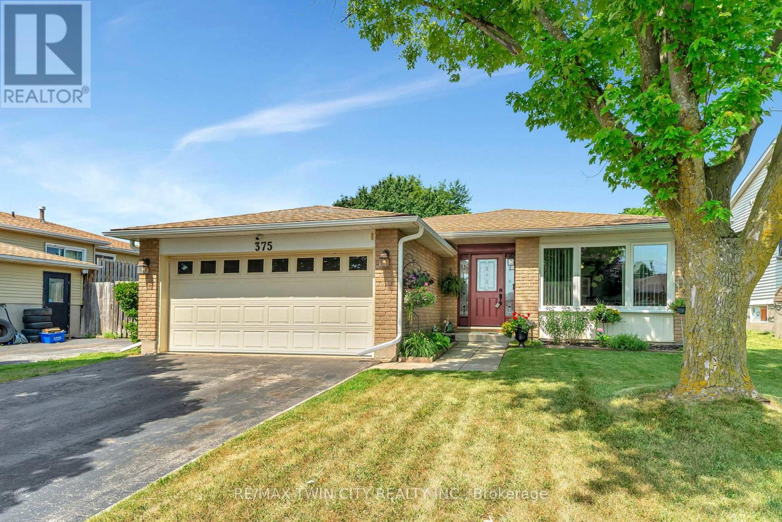375 Elliott St, Cambridge, ON N1R 2L6