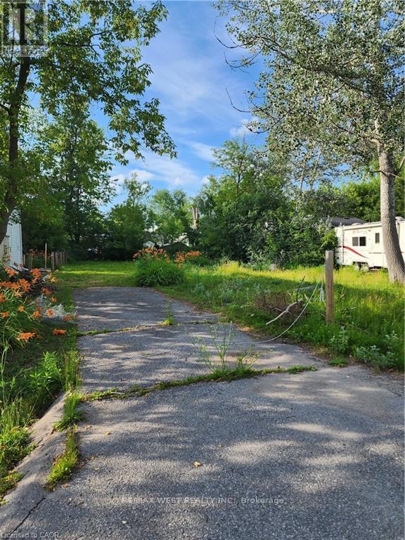 310 Terrace Dr, Georgina, ON L4P 2Y8