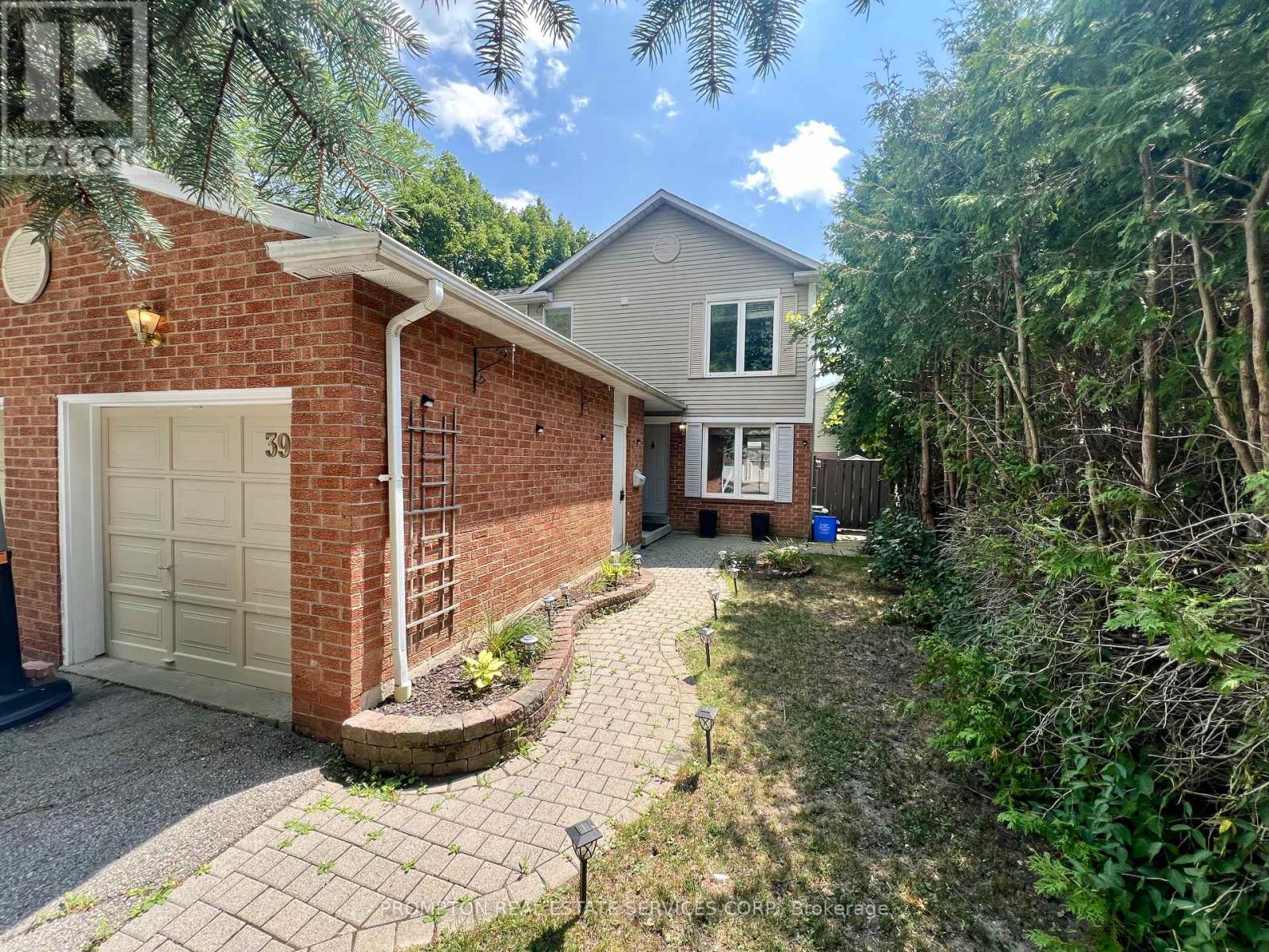 39 Frost Dr, Whitby, ON L1P 1C8
