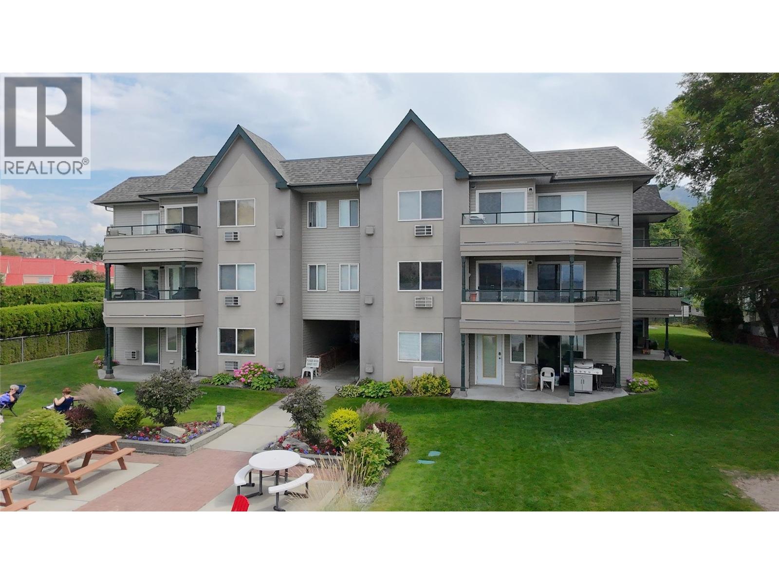 640 Main Street Unit 309, Okanagan Falls, BC V0H 1R4