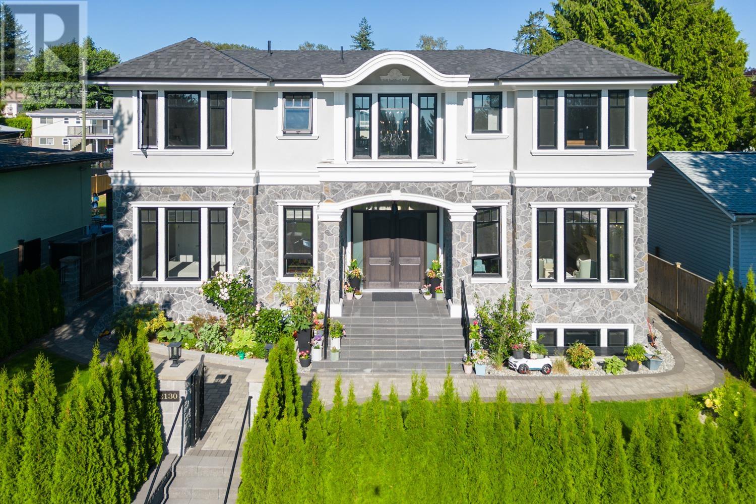 2130 Gerald Ave, Burnaby, BC V5A 2N1