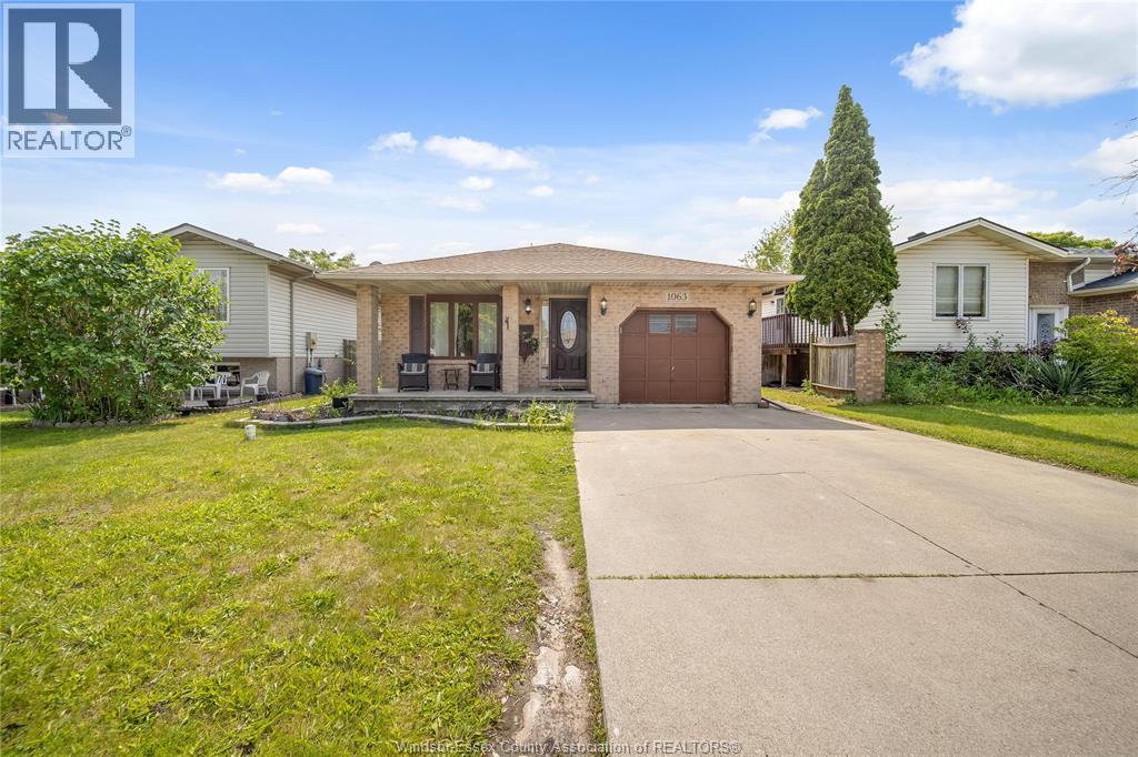 1063 Brookview Cres, Windsor, ON N8W 5H4