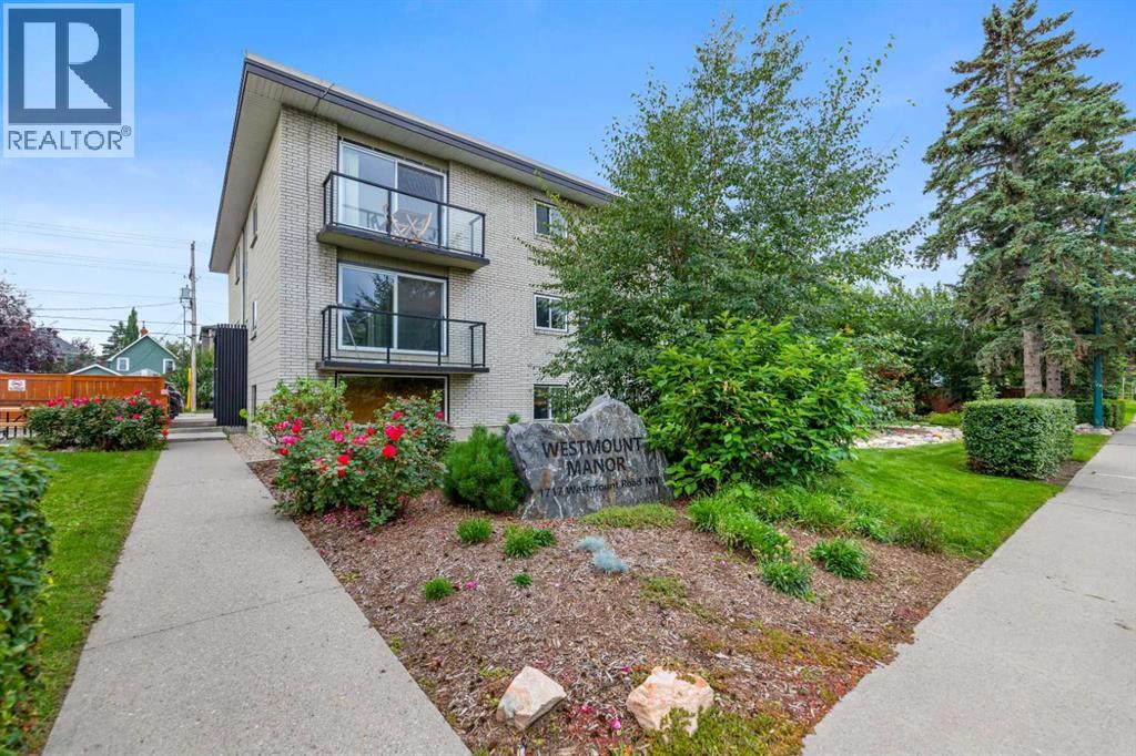 1717 Westmount Road Nw Unit 10, Calgary, AB T2N 3M4