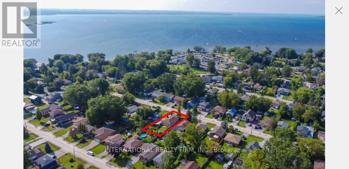 355 Hollywood Dr, Georgina, ON L4P 3A2