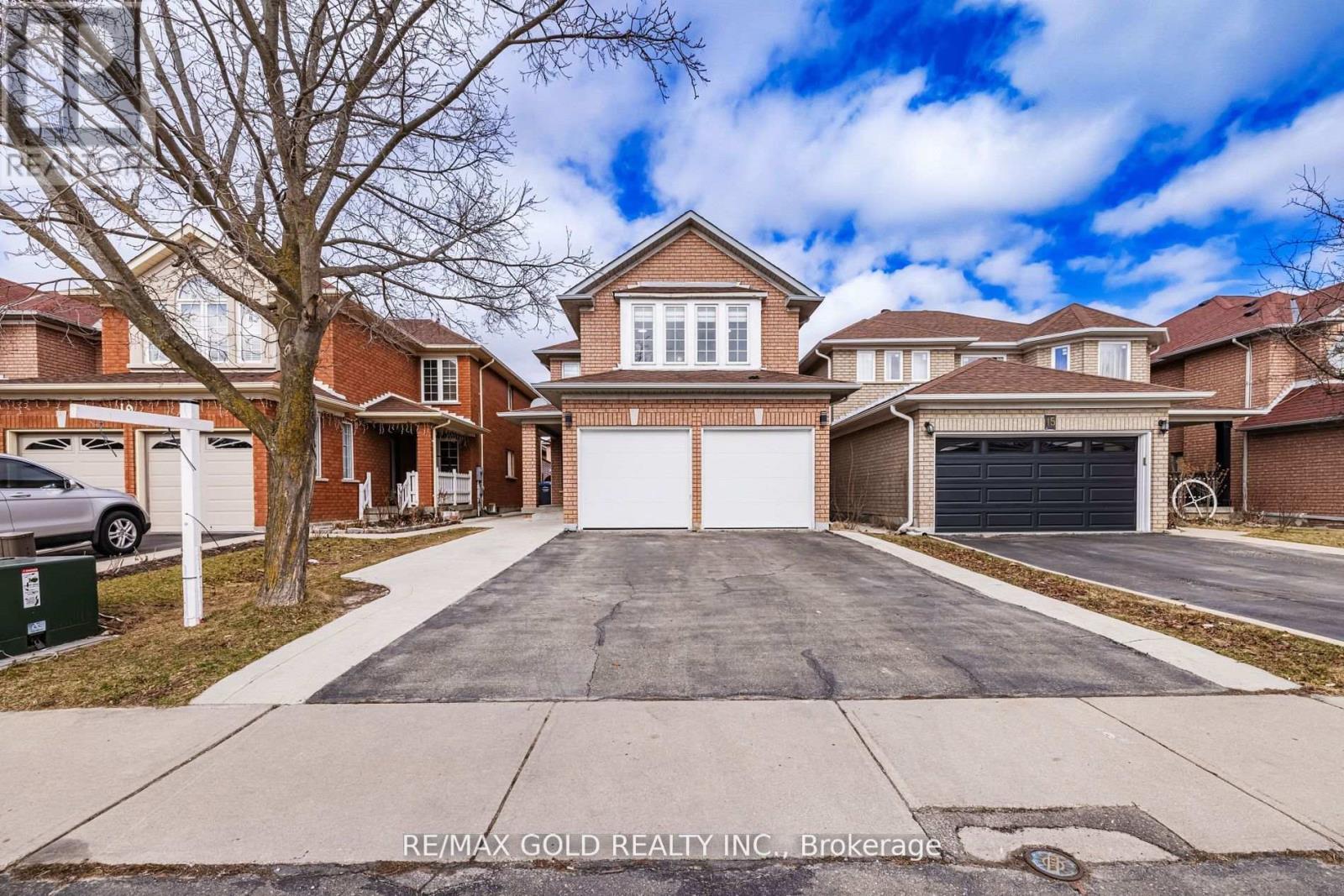 17 Dovesong Dr, Brampton, ON L6R 1V9