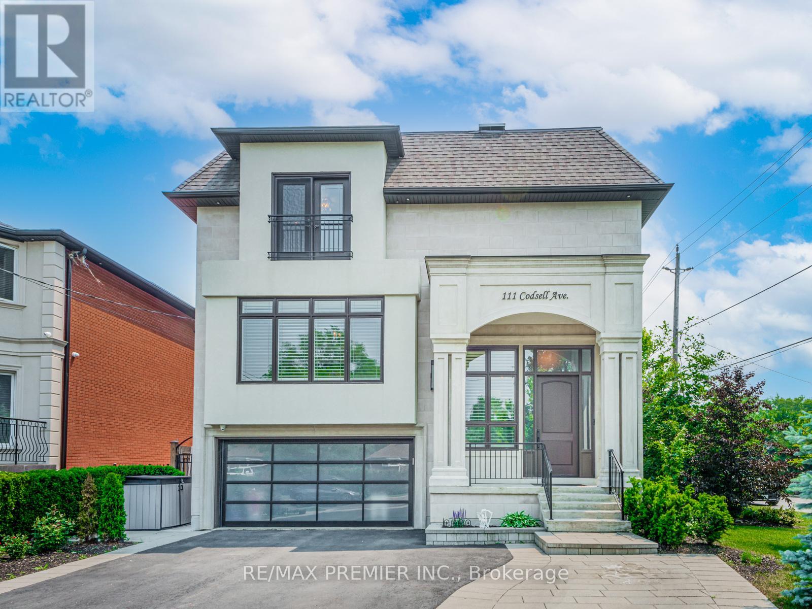111 Codsell Ave, Toronto, ON M3H 3W1