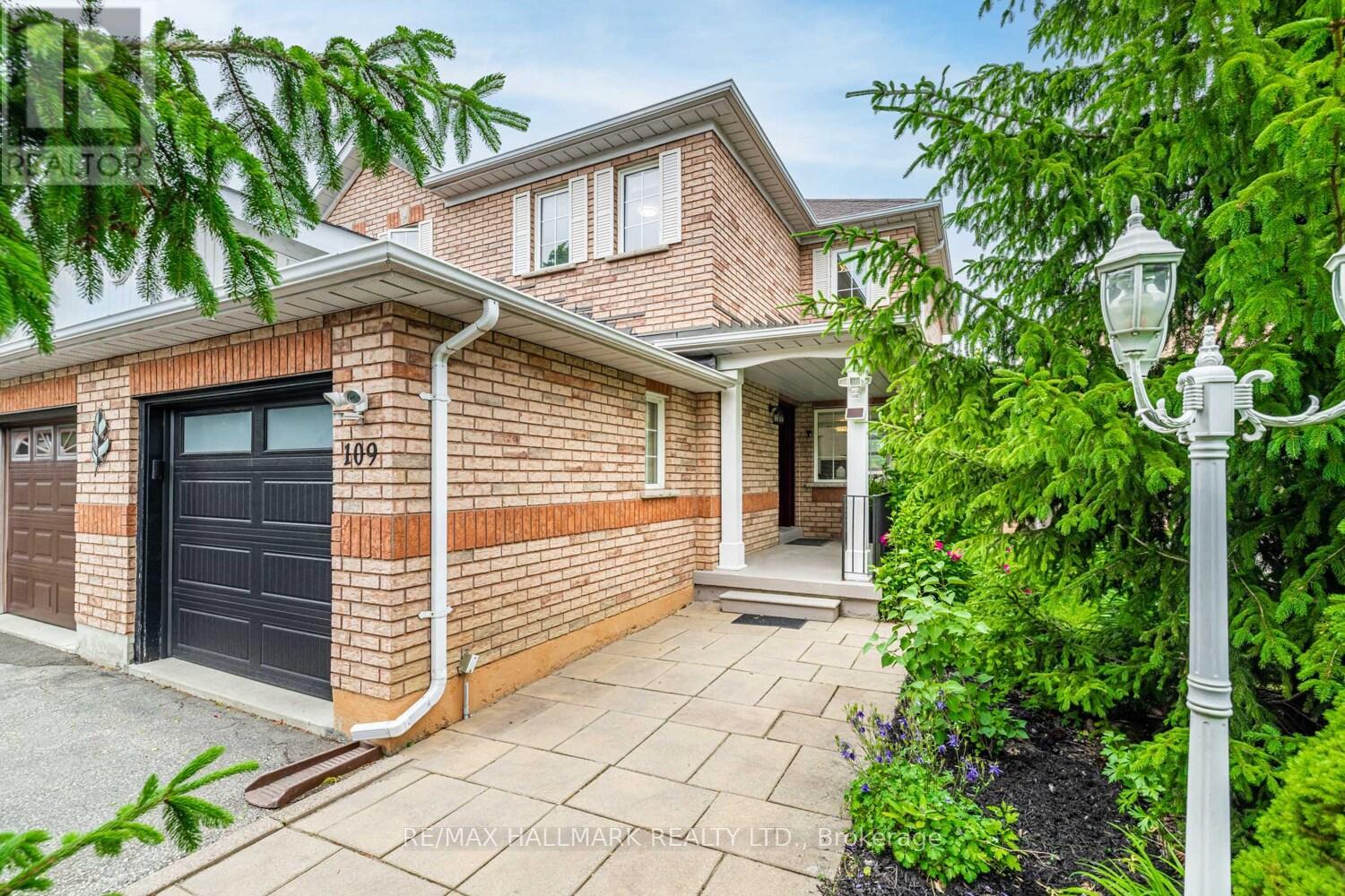 109 Grapevine Rd, Caledon, ON L7E 2M6