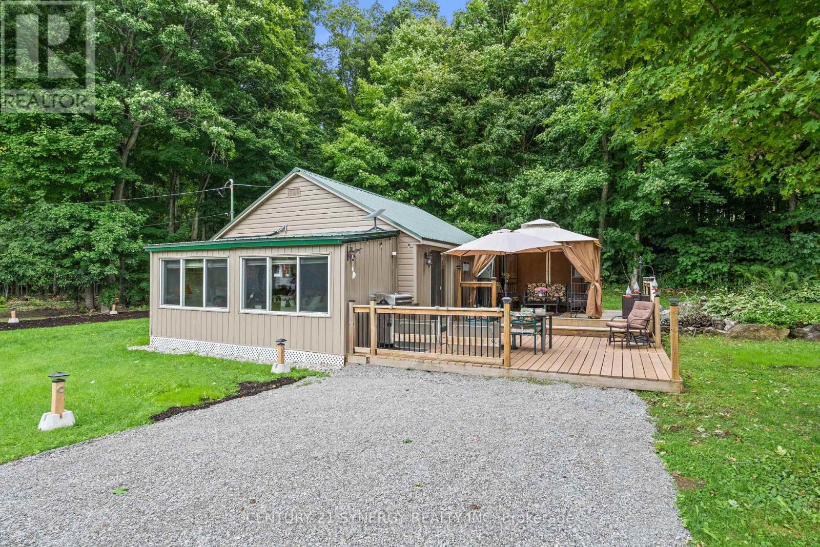 846 Ub8 Rd, Rideau Lakes, ON K0E 1G0
