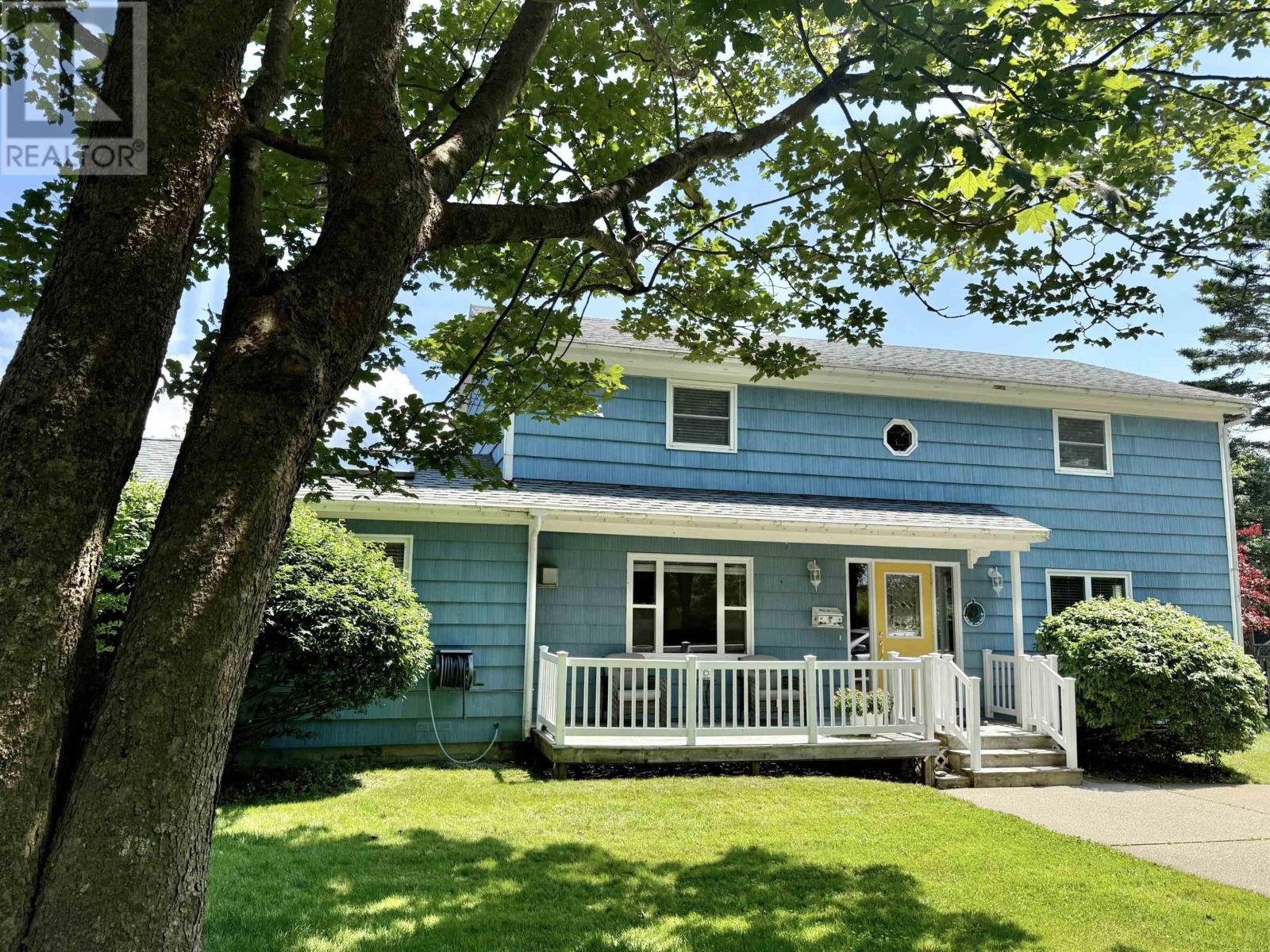 20 Parade St, Yarmouth, NS B5A 3A4