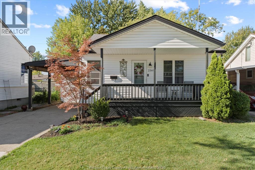 2369 Wellesley, Windsor, ON N8W 2G3