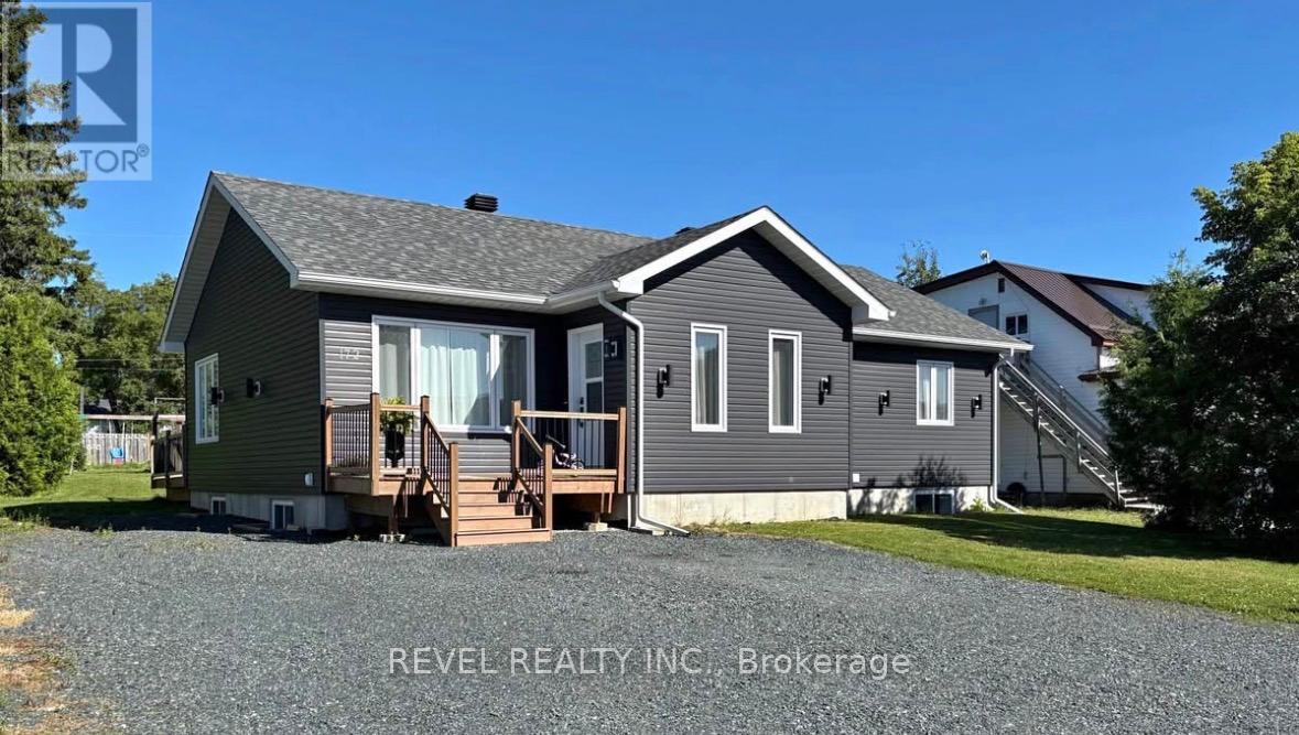 172 Thirteenth Ave, Cochrane, ON P0L 1C0