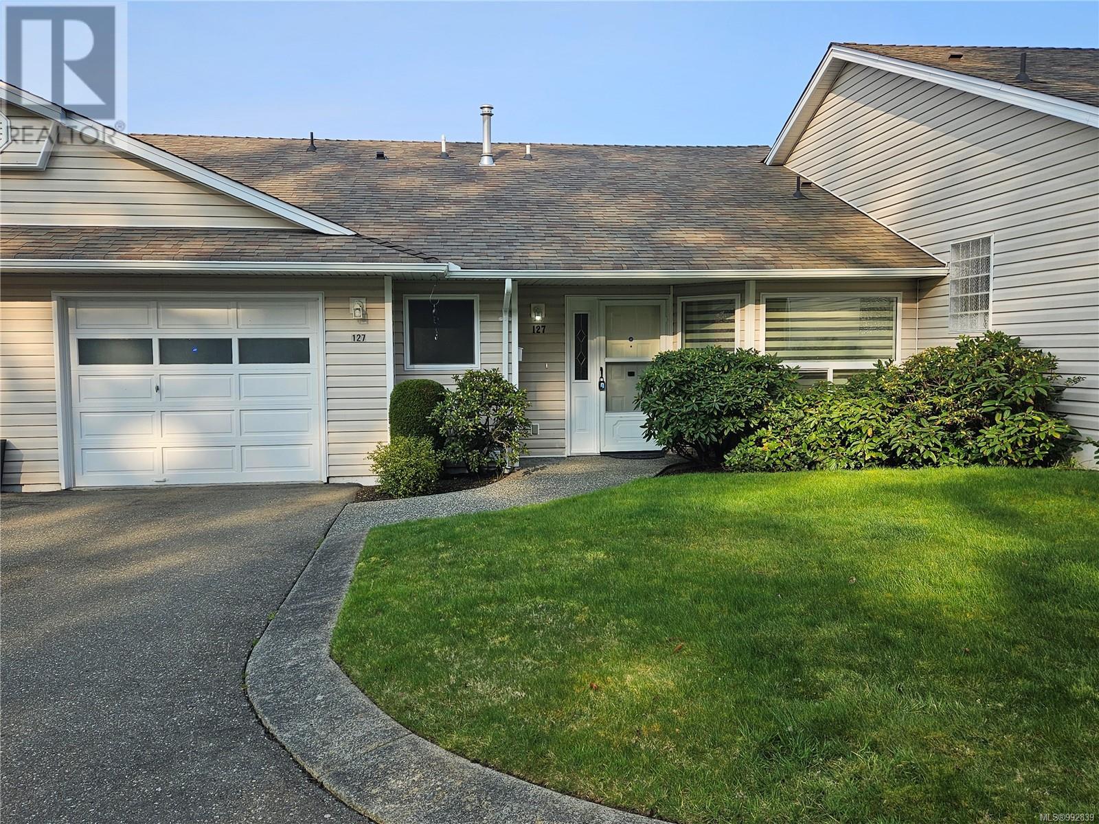 240 Stanford Ave E Unit 127 Ave, Parksville, BC V9P 2K8