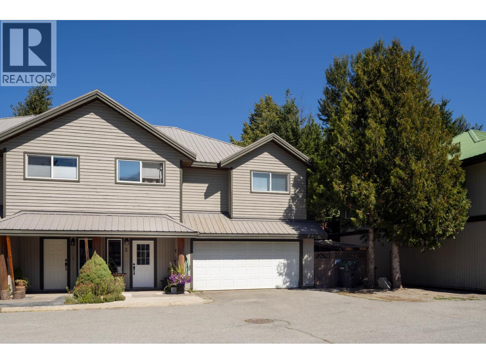 7467 Prospect Street Unit 3, Pemberton, BC V0N 2L0
