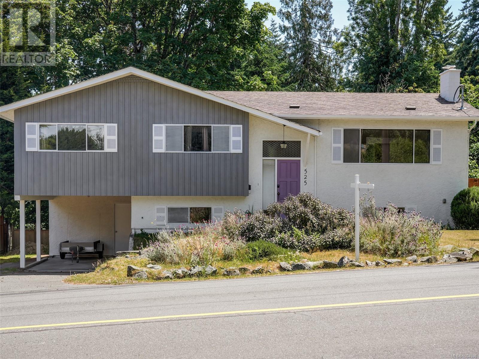 525 Atkins Rd, Langford, BC V9B 3A1