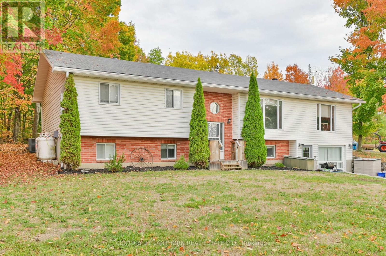 93 Tannery Rd, Madoc, ON K0K 2K0