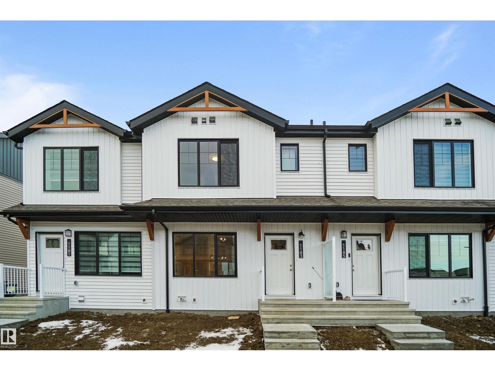 463 Aster Dr NW, Edmonton, AB T6T 2N8