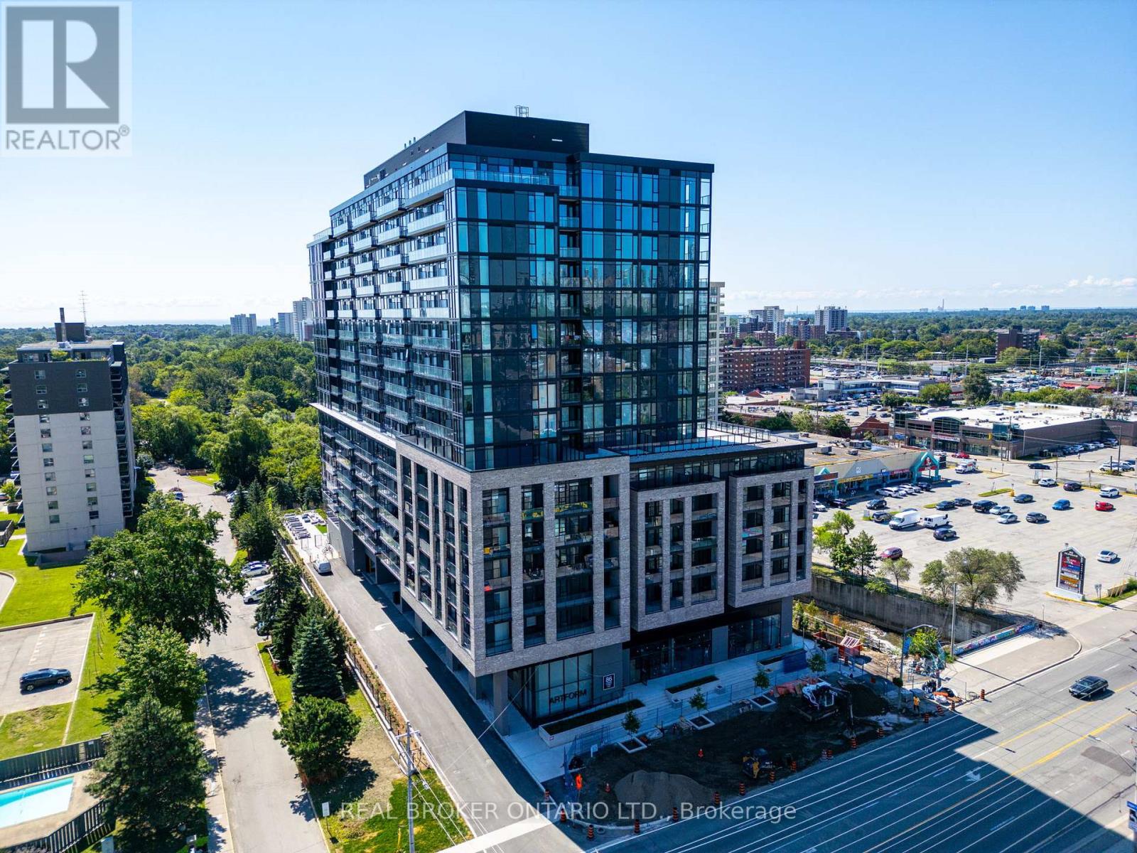 1602 86 Dundas St E, Mississauga, ON L5A 0B1