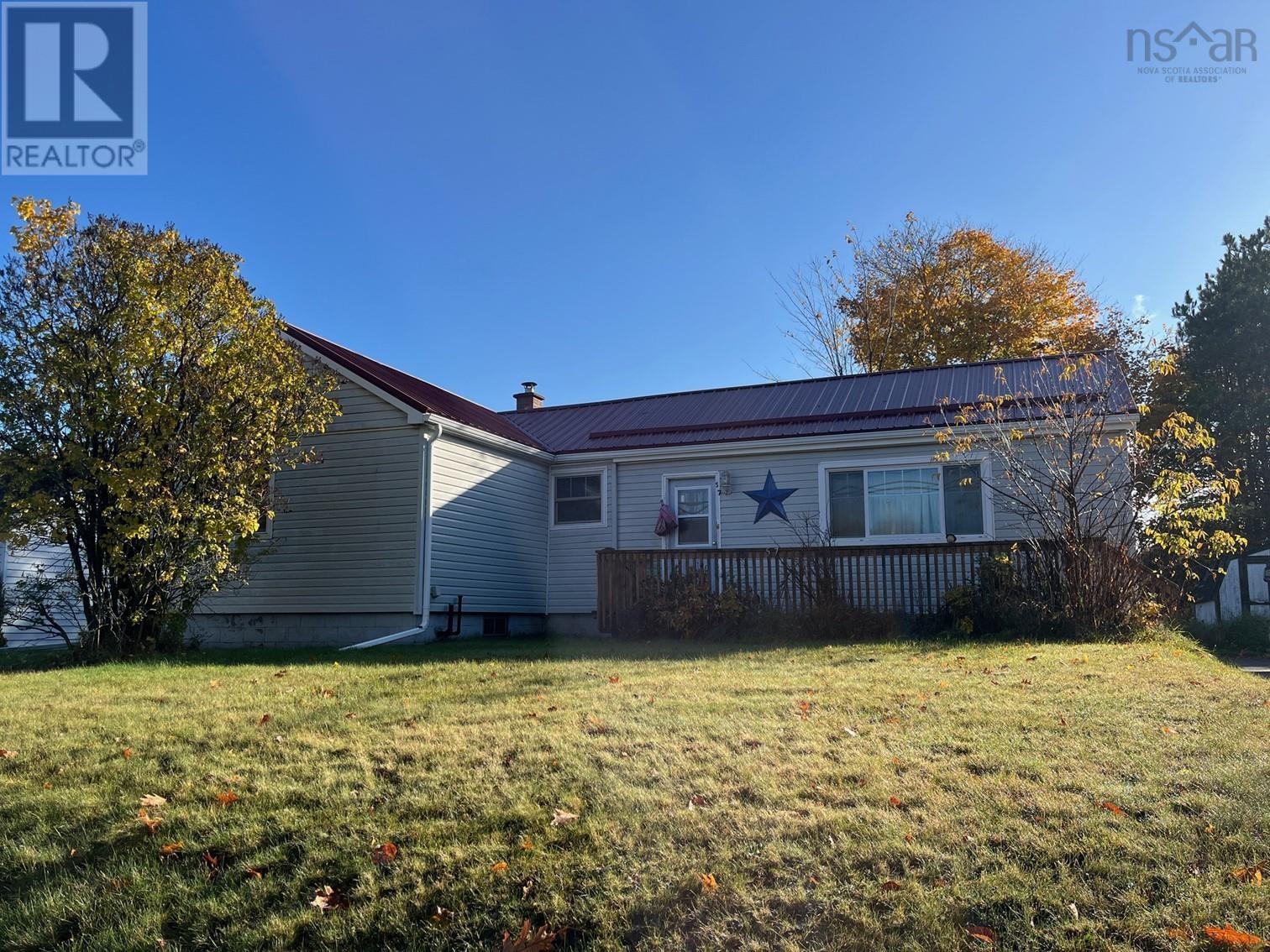57 James St, Truro, NS B2N 2Z9