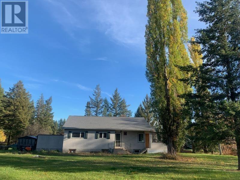 1108 River Park Rd, Quesnel, BC V2J 2Y9