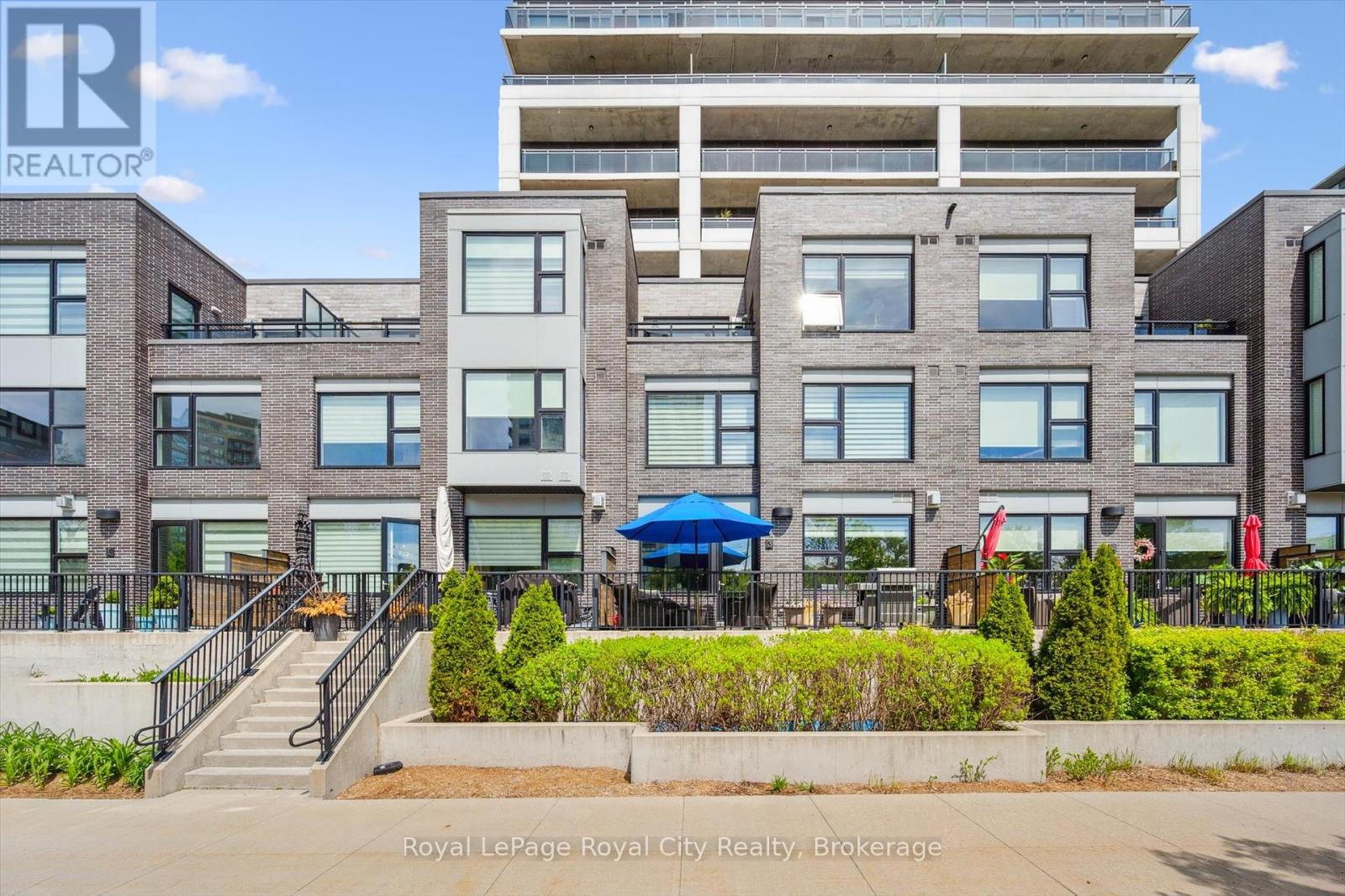 53 Arthur St S, Guelph, ON N1E 0P5