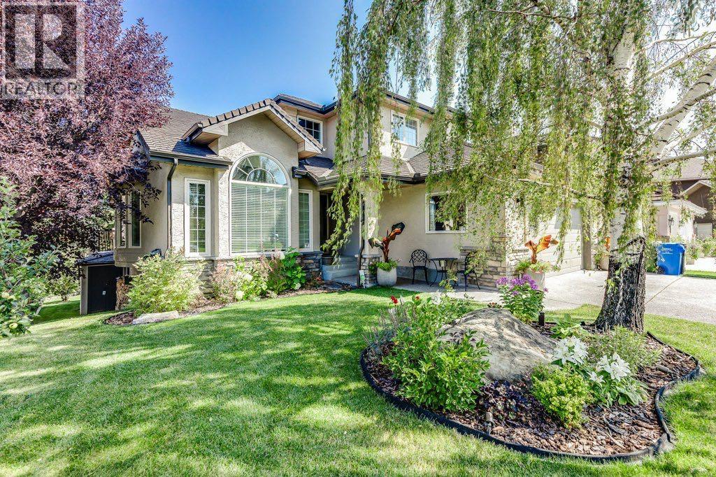 243 Country Hills Close NW, Calgary, AB T3K 3Z2