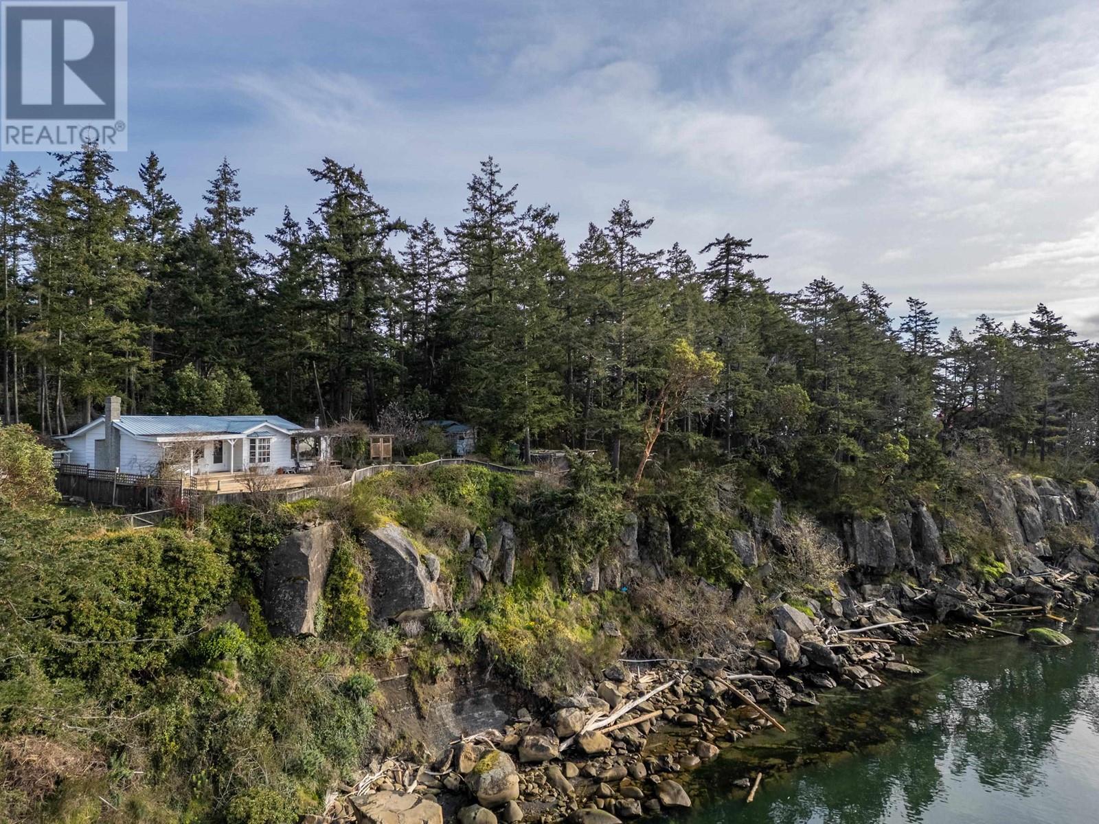 90 Gulf Dr, Galiano Island, BC V0N 1P0