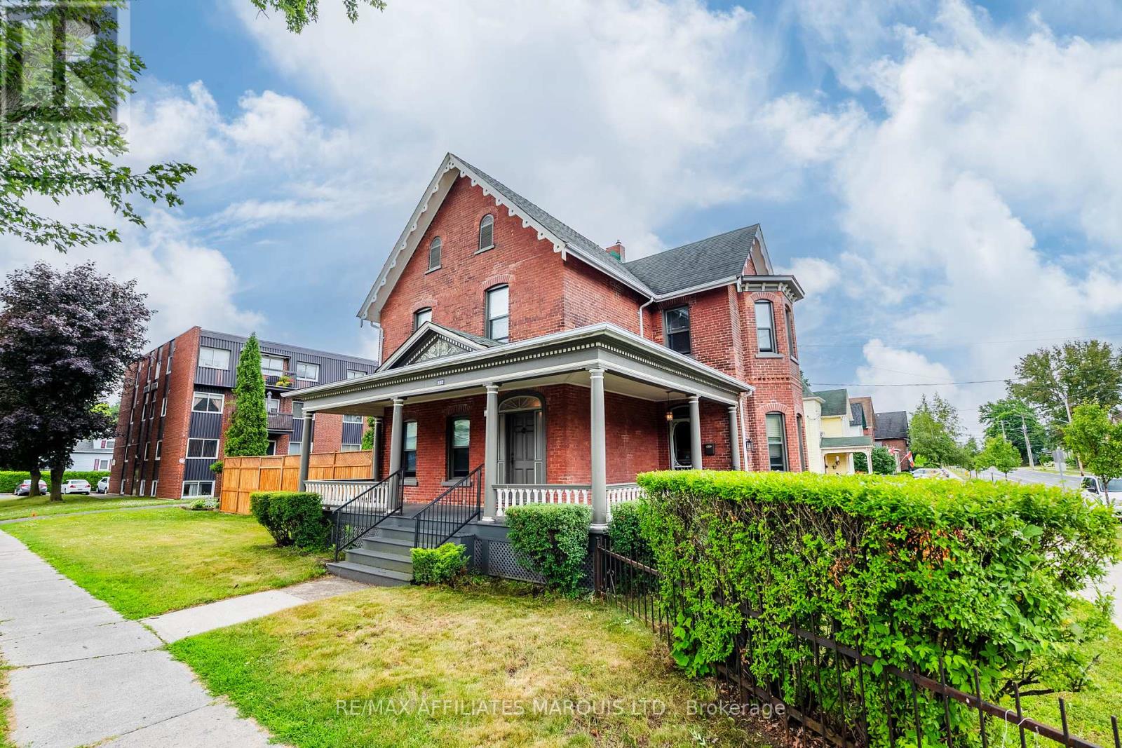 345 Sydney St, Cornwall, ON K6H 3H5
