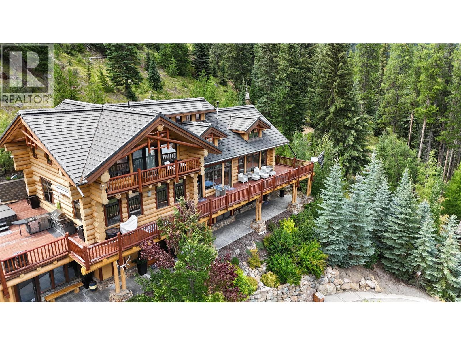 1783 Greywolf Dr, Panorama, BC V0A 1T0