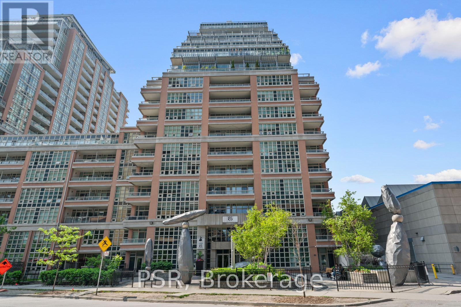 1209 85 East Liberty St, Toronto, ON M6K 3R4