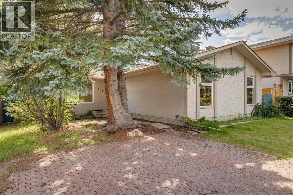 5531 Dalhart Hl NW, Calgary, AB T3A 1S8