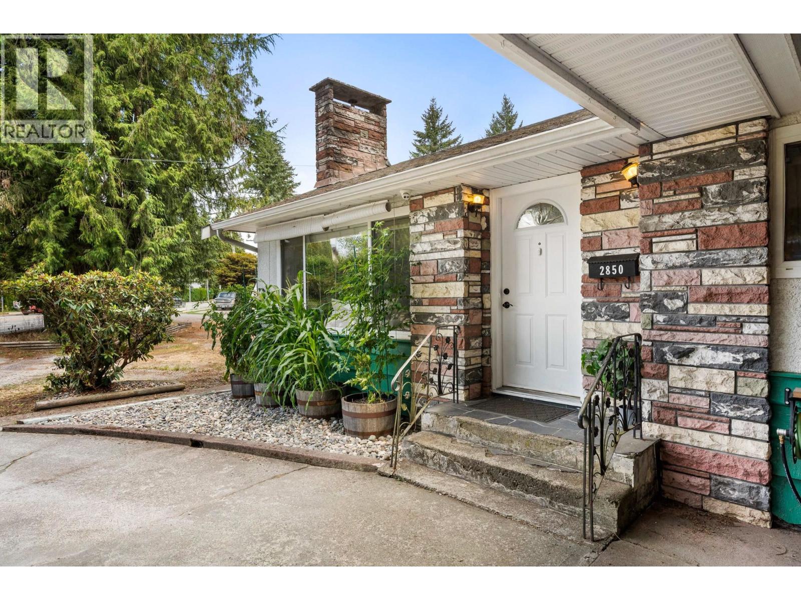 2850 Coast Meridian Rd, Port Coquitlam, BC V3B 3M3