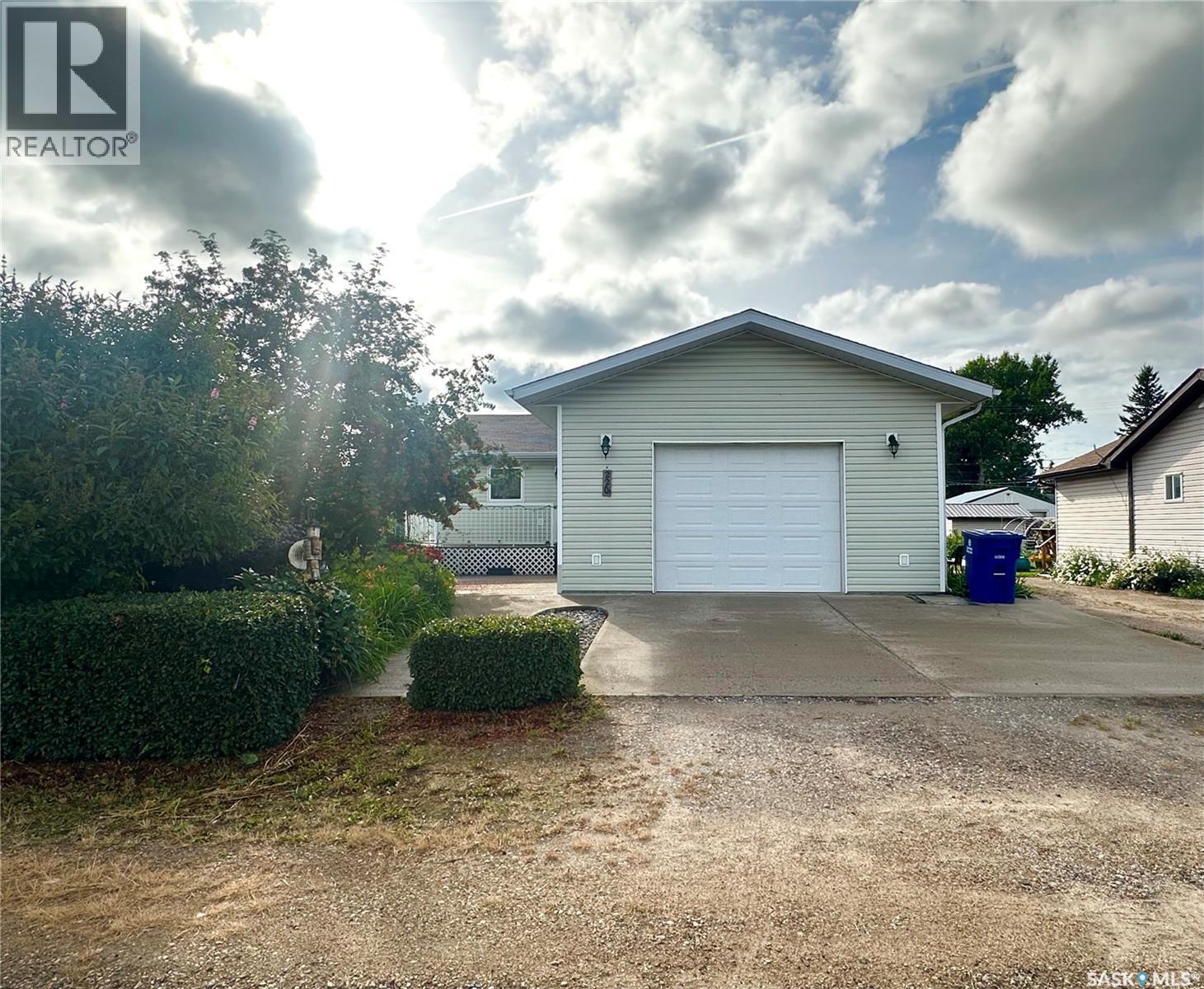 220 3 Street East, Spiritwood, SK S0J 2M0