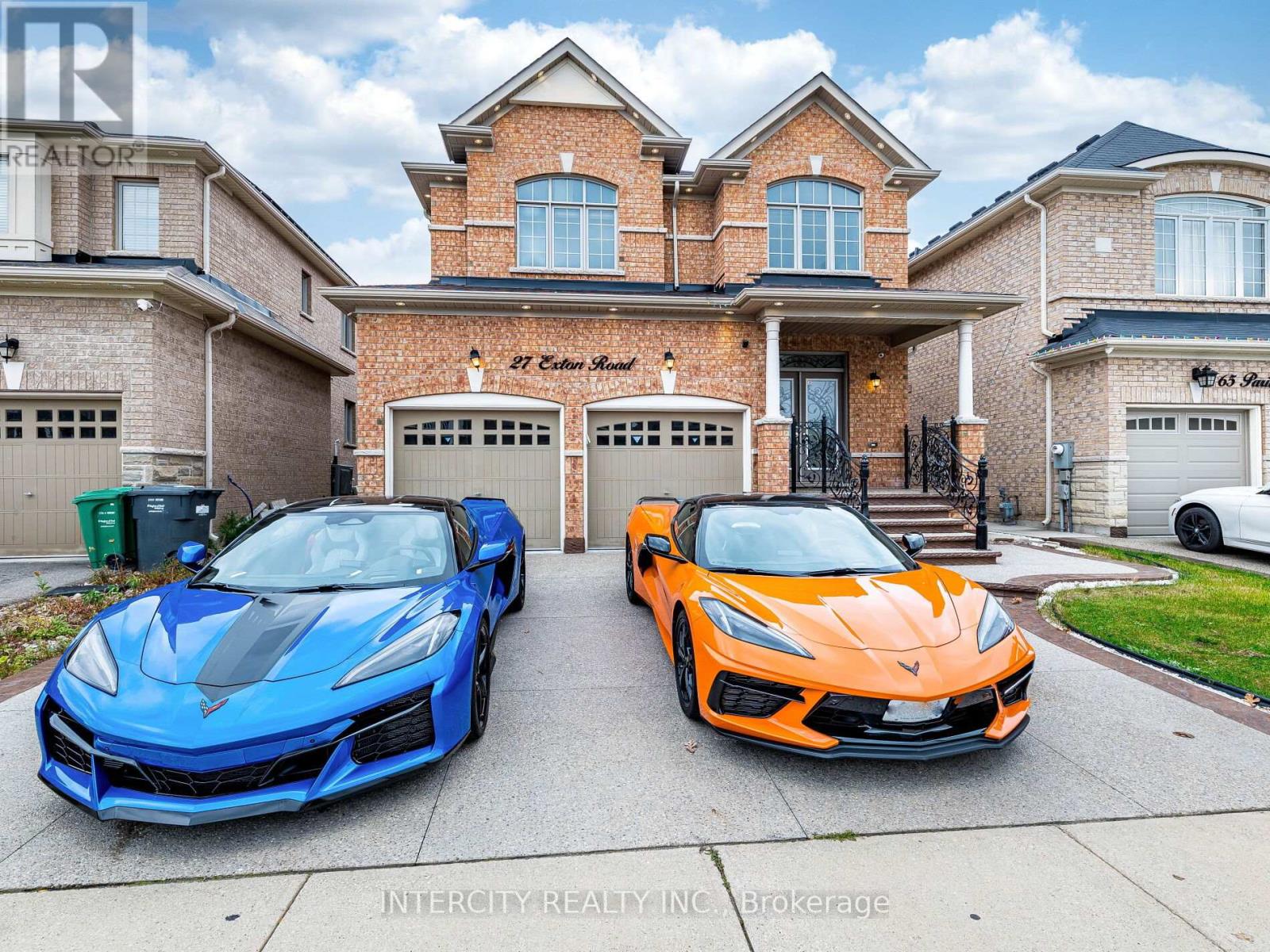 27 Exton Rd, Brampton Credit Valley, ON L6X 5M8