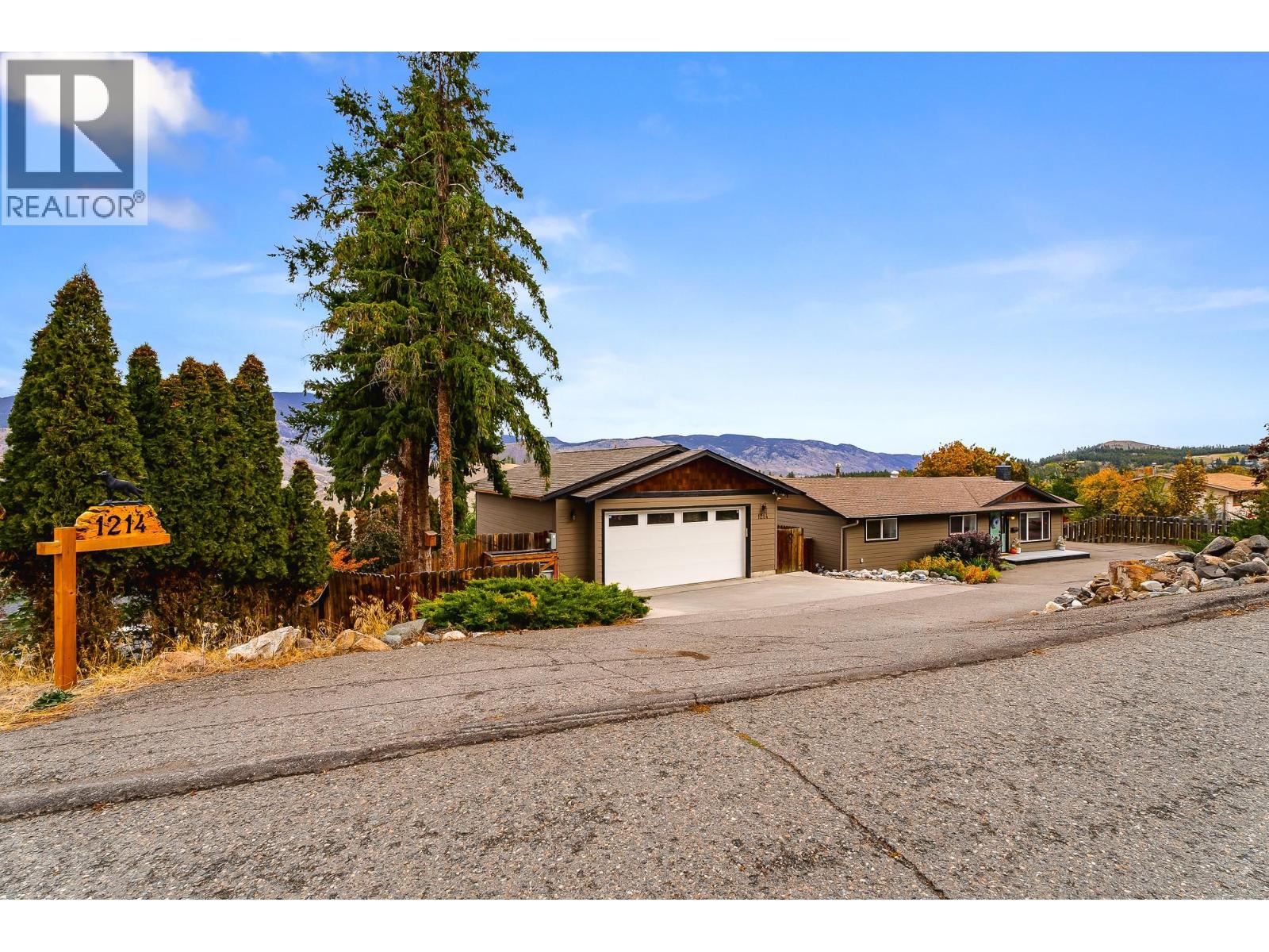 1214 Belair Dr, Kamloops, BC V2C 5G4
