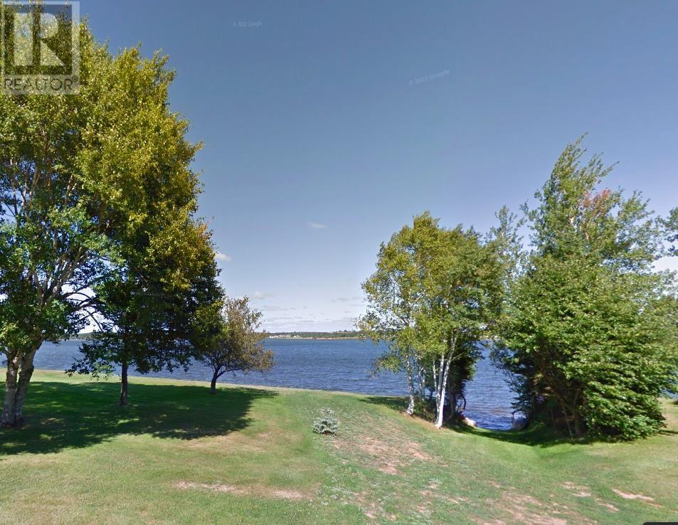 95 Jillian Dr, Cornwall, PE C0A 1H4