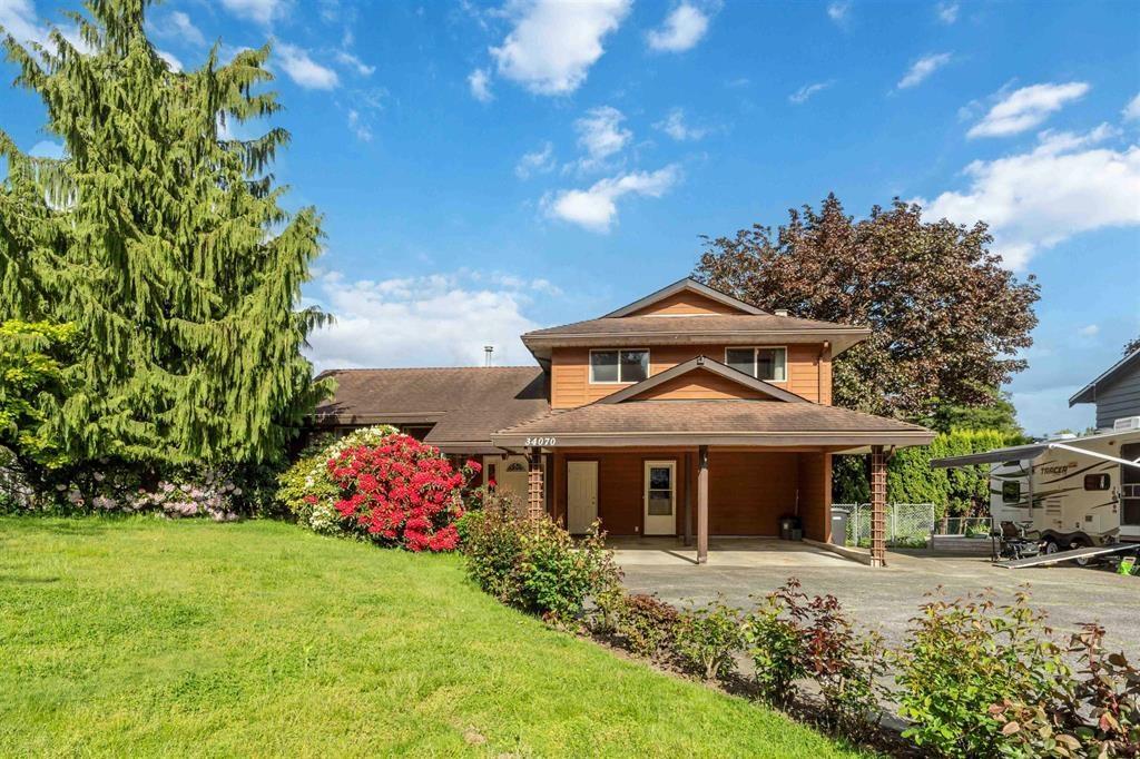 34070 Shannon Dr, Abbotsford, BC V2S 5C8