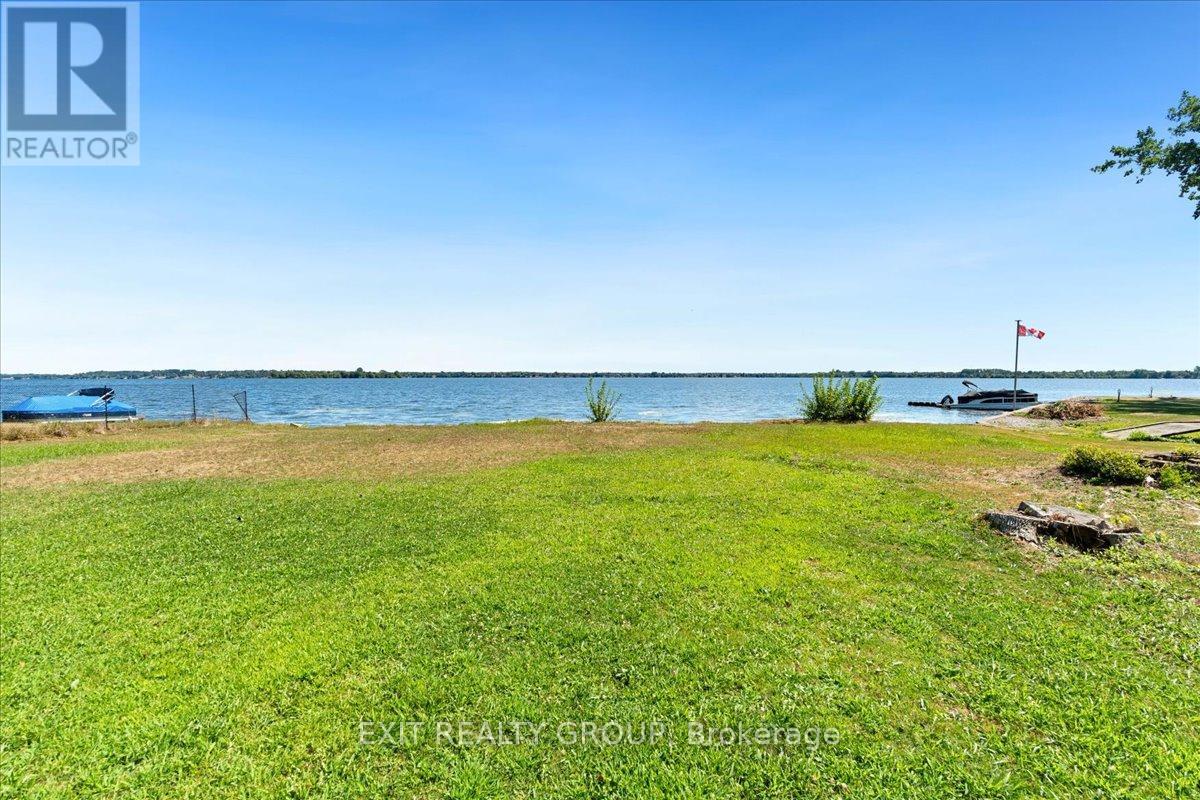 22649 Loyalist Pkwy, Quinte West, ON K8V 5P7
