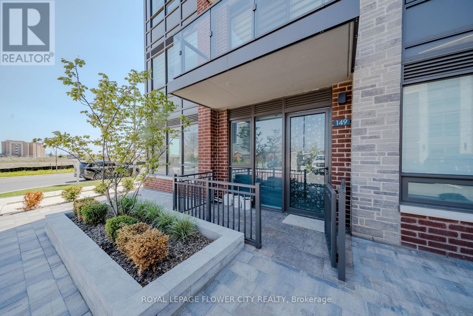 149 65 Attmar Dr, Brampton, ON L6P 0Y6