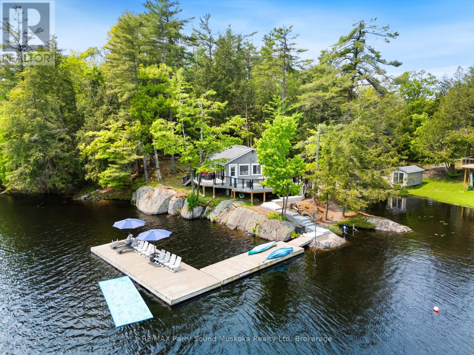 16 Stewartking Rd, The Archipelago, ON P2A 0B7