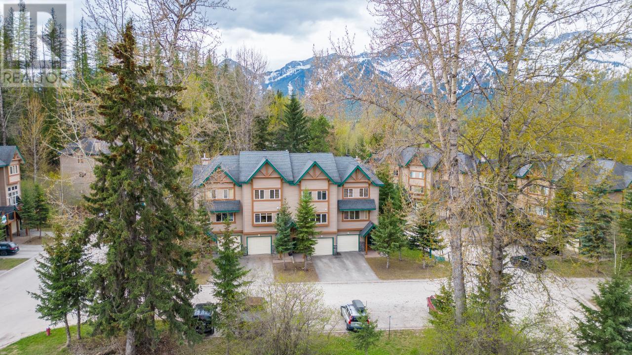 3 Creek Place Unit B, Fernie, BC V0B 1M4