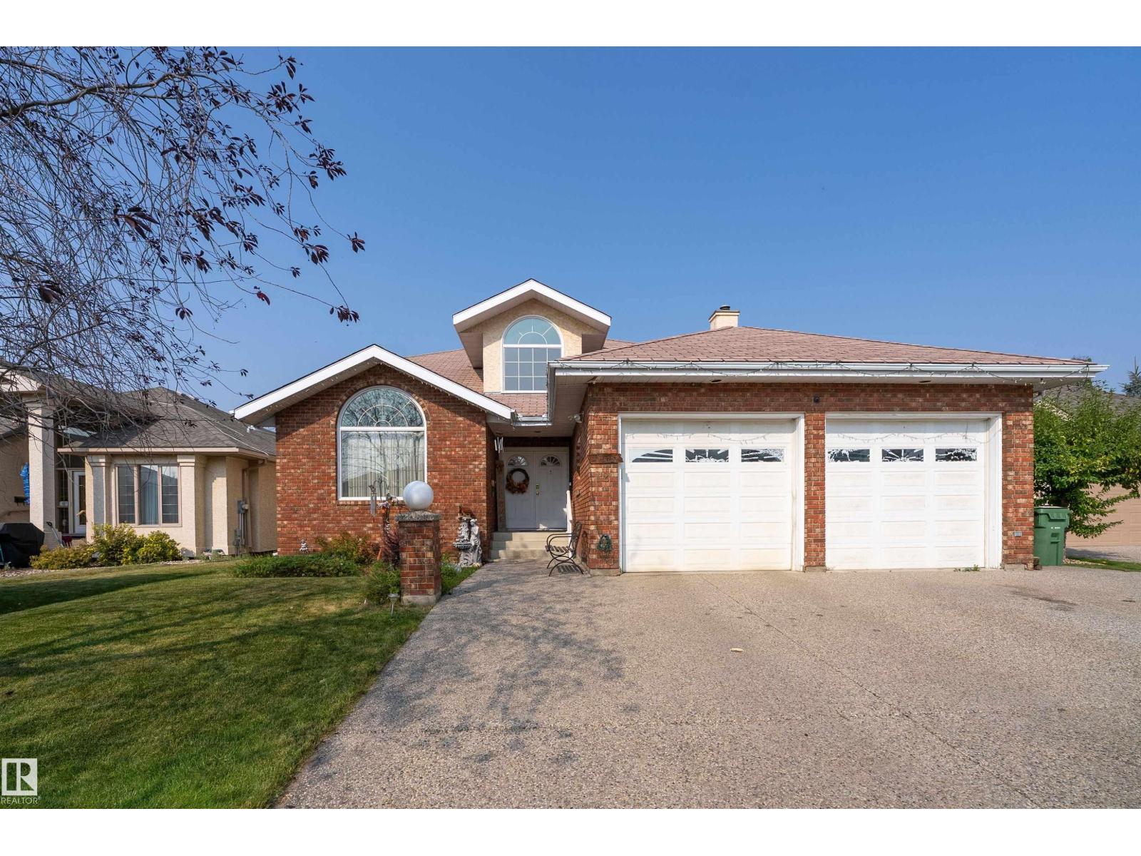 12 J Brown Pl, Leduc, AB T9E 6P9