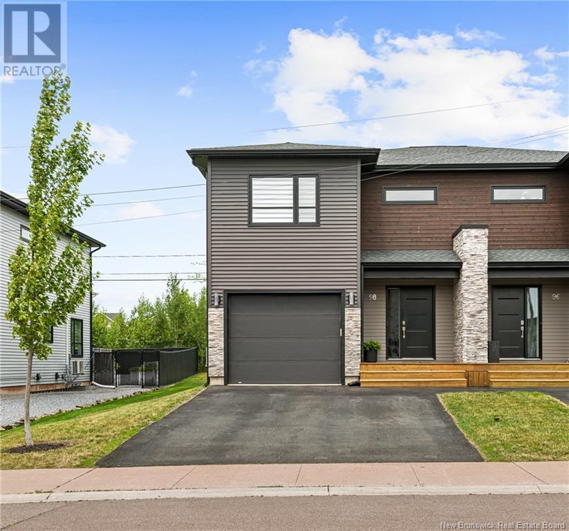 98 Timandra Cres, Moncton, NB E1G 5Y4