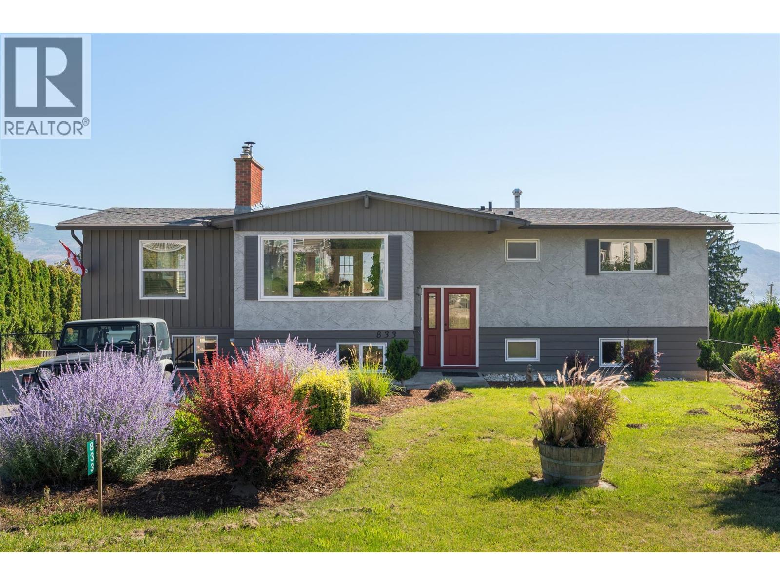 833 Hawthorne Rd, West Kelowna, BC V1Z 1N5