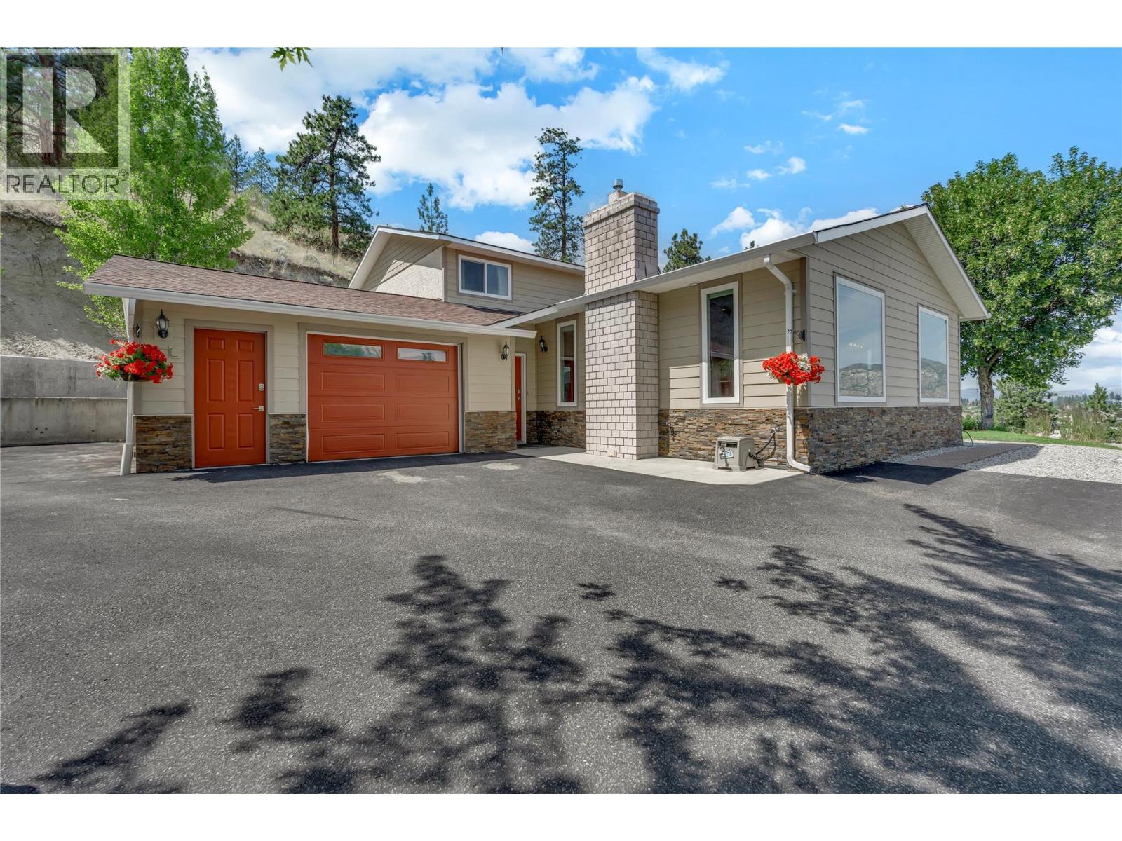 8704 Kuroda Pl, Summerland, BC V0H 1Z7