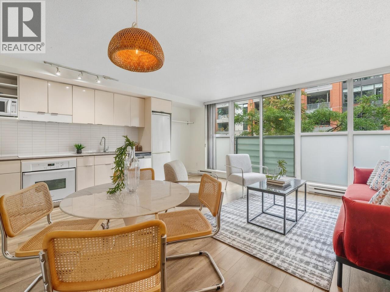 168 Powell Street Unit 209, Vancouver, BC V6A 0B2