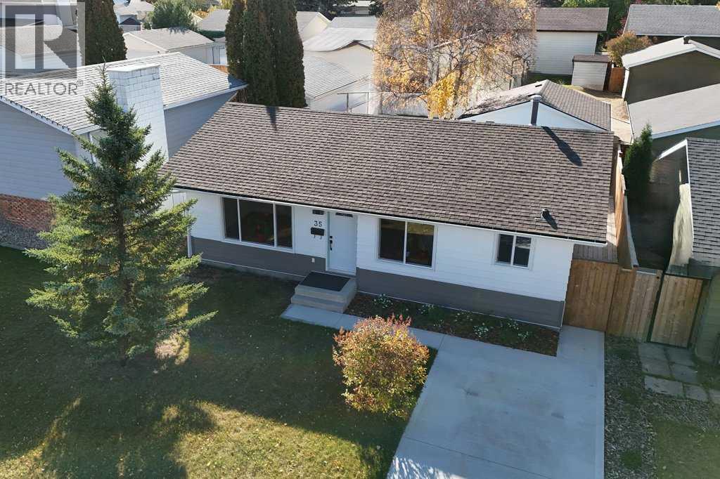 35 Cole St, Red Deer, AB T4P 2E5