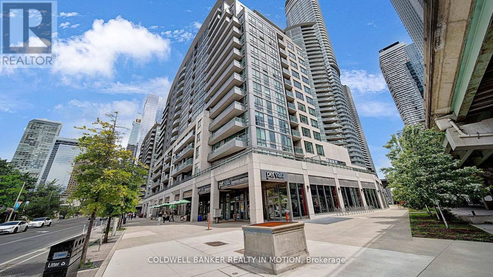 918 25 Lower Simcoe St, Toronto, ON M5J 3A1