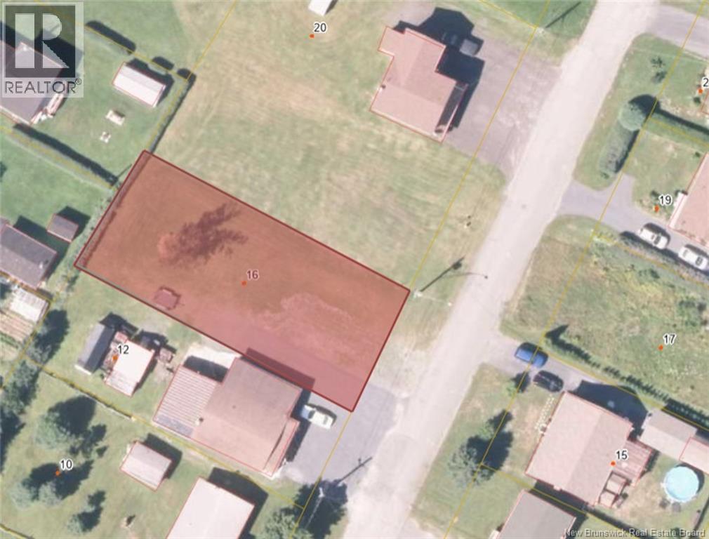 14 Theriault St, Saint-basile, NB E7C 1N3