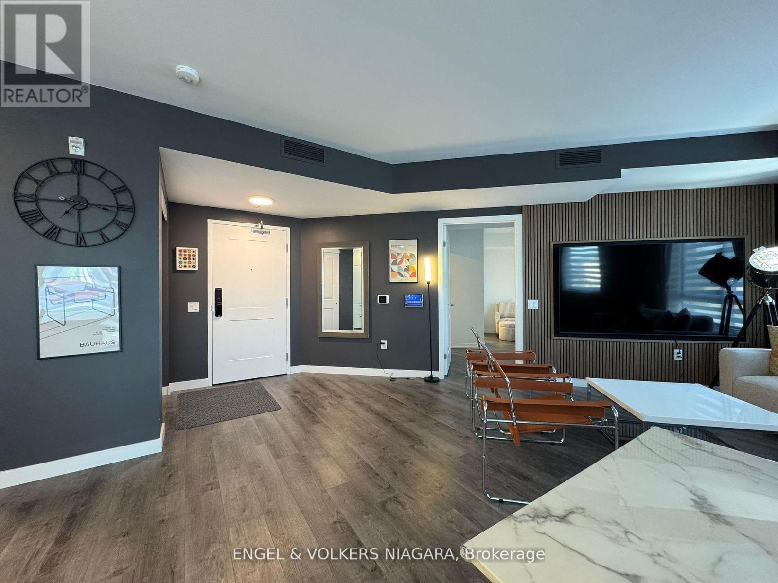 205 7549 A Kalar Rd, Niagara Falls Brown, ON L2H 3W6